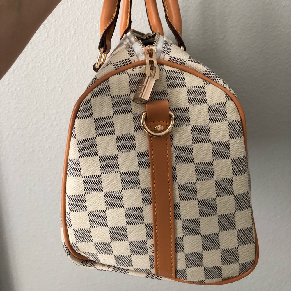 Small duffle - Picture 2 of 6